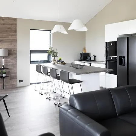 Luxury Ocean Villas Vestmannaeyjar Exterior photo